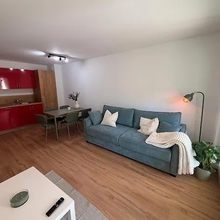 Appartamento Sunny - Gemuetlich, Zentral Mit Terasse, 6 Personen *