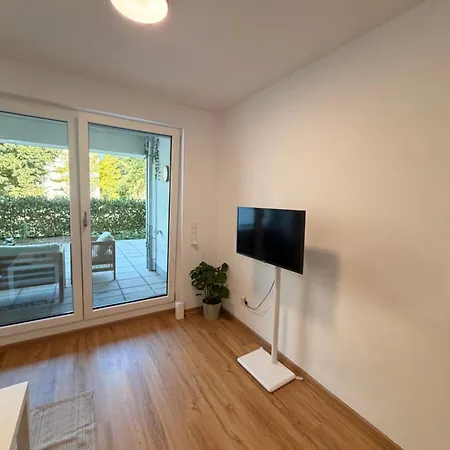 Sunny - Gemuetlich, Zentral Mit Terasse, 6 Personen *